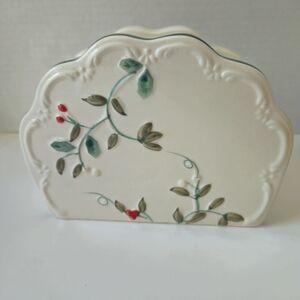 Pfaltzgraff Winterberry Napkin Holder Ceramic Floral Holiday Decor *RARE*NIB NEW